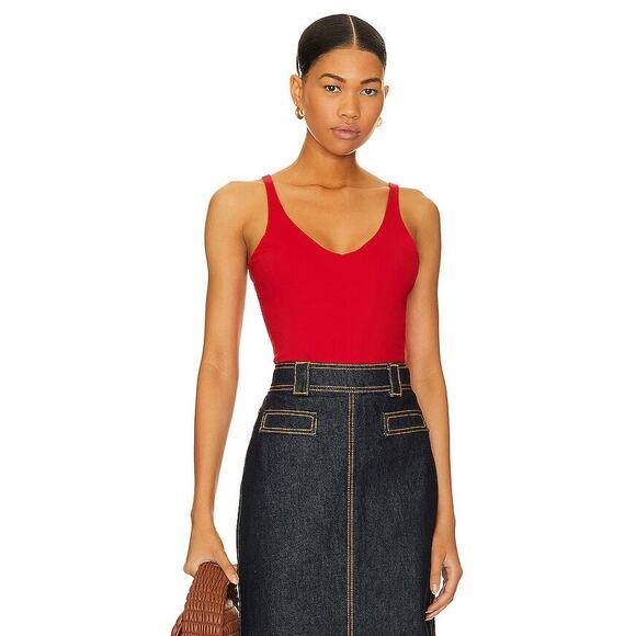 Susana Monaco Perfect Red Sleeveless V-Neck Slim Fit Stretch Tank Top Size Small - Picture 1 of 7